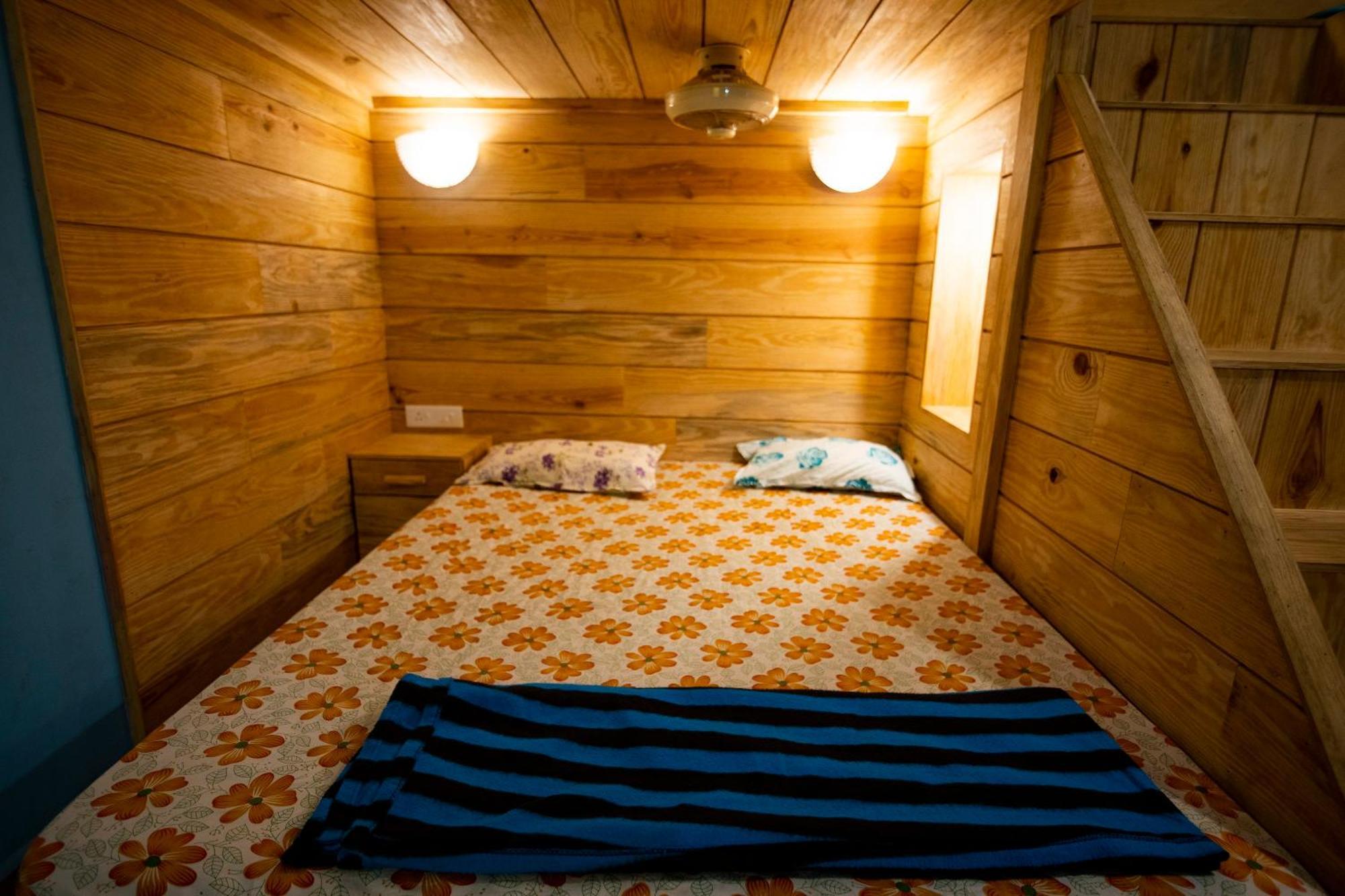 Guest house Godwill Casa Varca